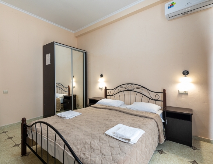 Люкс 2-местный 2-комнатный вид на море - Гостиница «Руслан» Гагра